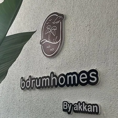 Loca Centre アパート *