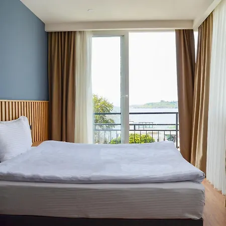 Loca Centre Apartment
