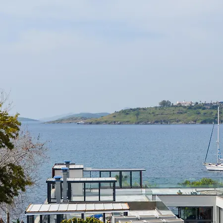 Loca Centre Apartment *