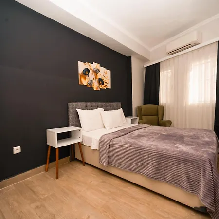 Loca Centre דירה