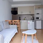 아파트 Loca Centre *